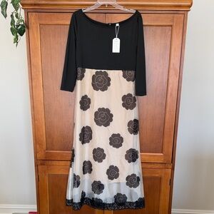 Made with Love Black and Cream Floral Overlay A line Dress Large
